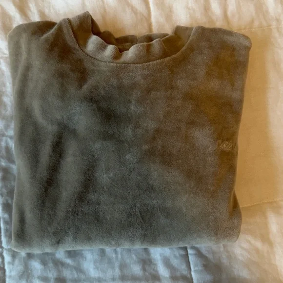 🌈Cozmo 🌈NWOT Organic velour sweatshirt - Stone
BY - Picture 9 of 10